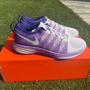 Nike Women's flyknit lunar 2